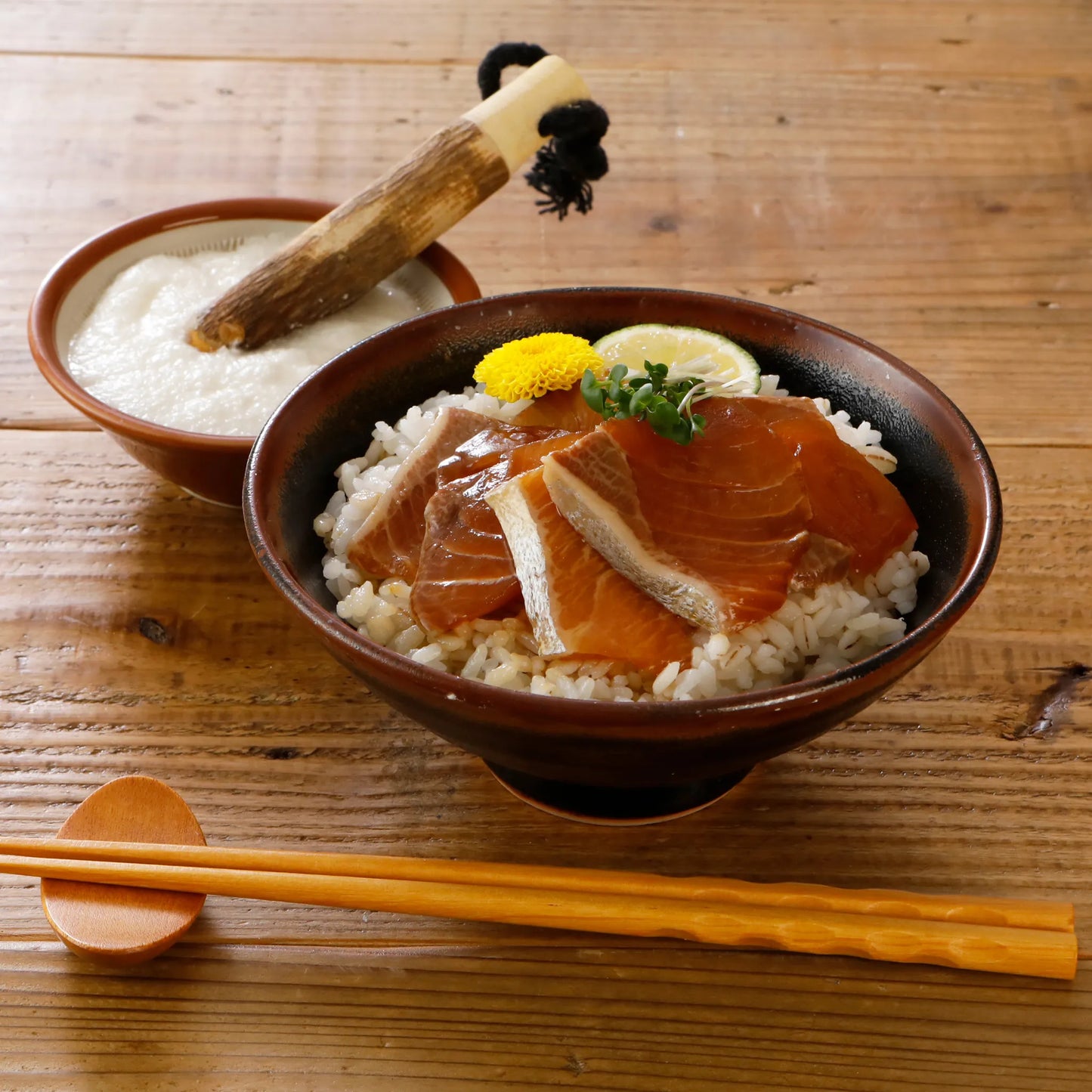 とろろ海鮮漬け丼セット(マグロ×カンパチ)