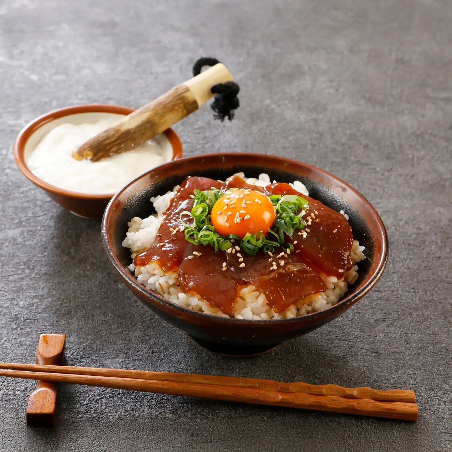 とろろ海鮮漬け丼セット(マグロ×カンパチ)