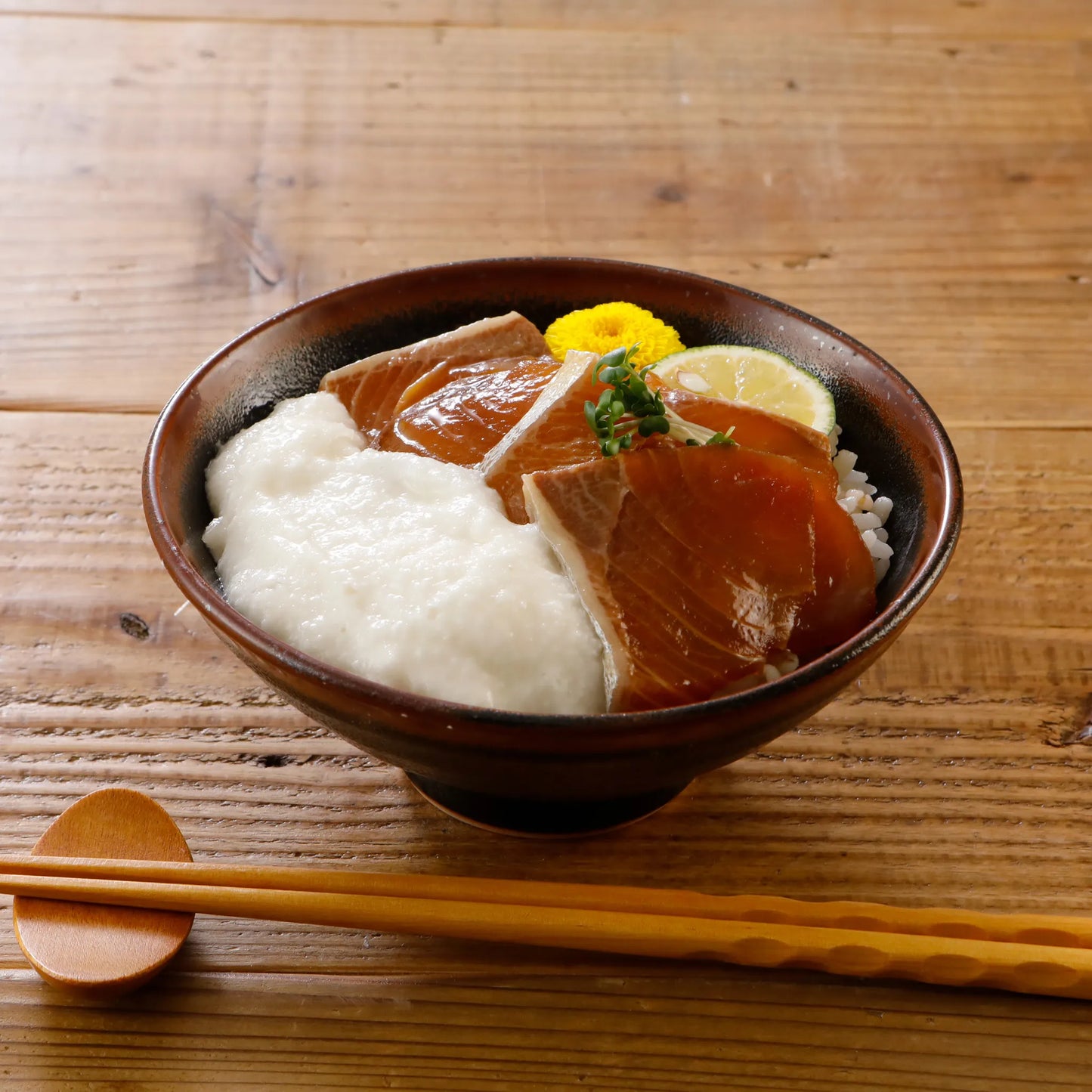 とろろ海鮮漬け丼セット(マグロ×カンパチ)