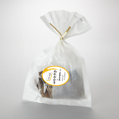 「白箱詰合せ」（とろりんとう・ぬれおかき）