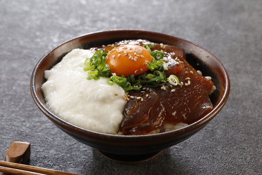 とろろ海鮮漬け丼セット（マグロ×カンパチ）